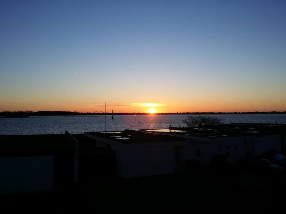 Burgtiefe Suedstrand Meerblick Meerzeit